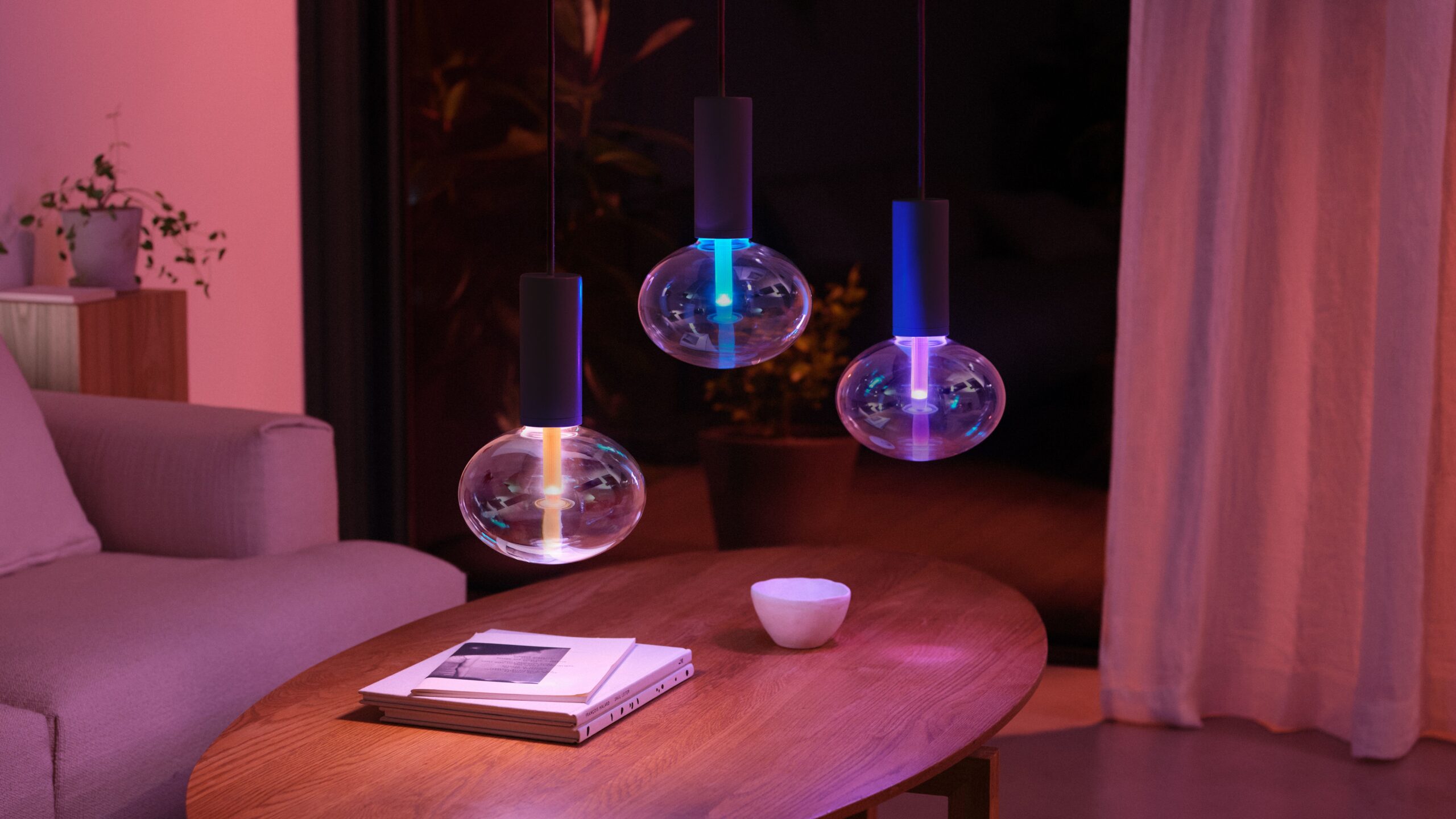 Philips Hue’s latest lights let you tailor your ambiance with Dual Beam Control