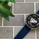 Fossil gives up on smartwatches for good