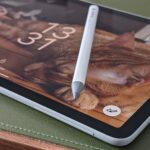 Google might have an official stylus and keyboard for the Pixel Tablet soon