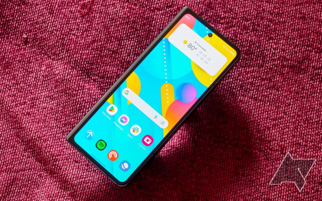 Samsung could give the Galaxy Z Fold 6 cover screen the S24 treatment