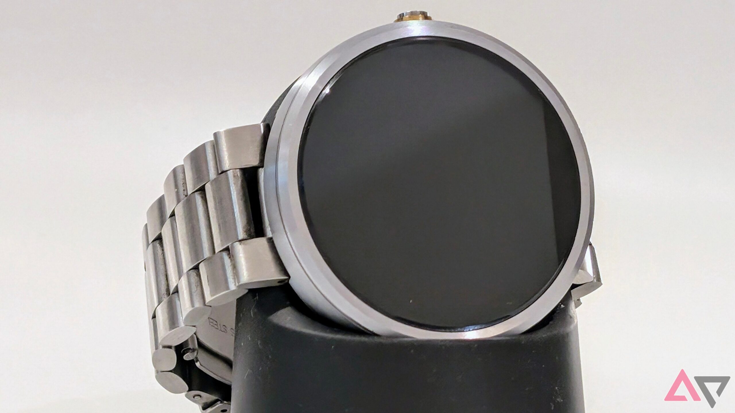 5 original Moto 360 features we see on smartwatches today