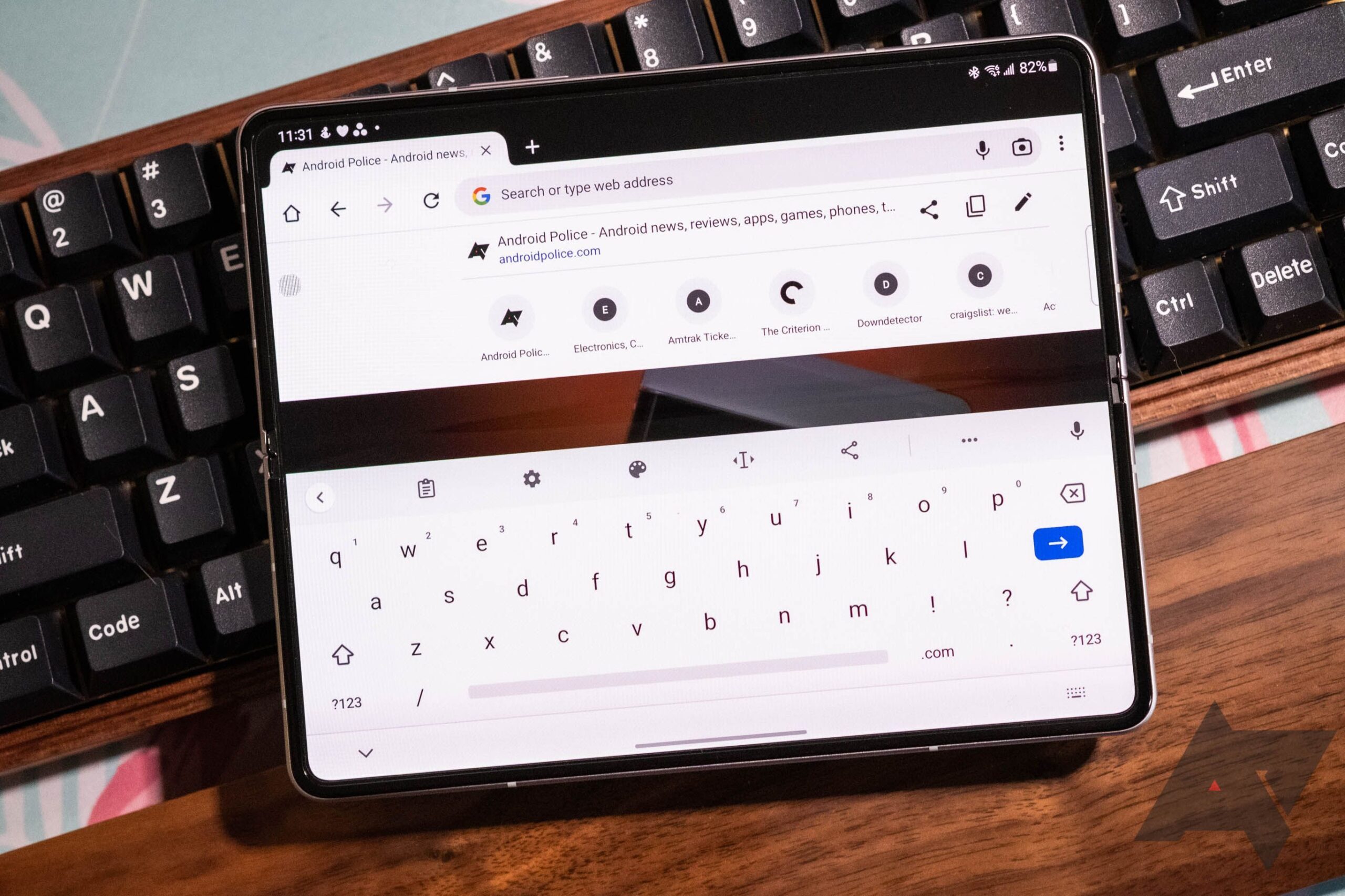 Google’s Gboard would possibly borrow this controversial keyboard structure from Apple