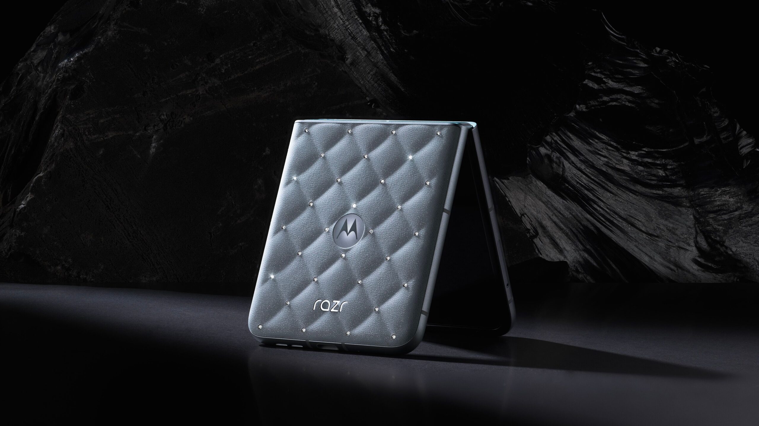 Moto lets Swarovski free on a Razr cellphone with dramatic impact