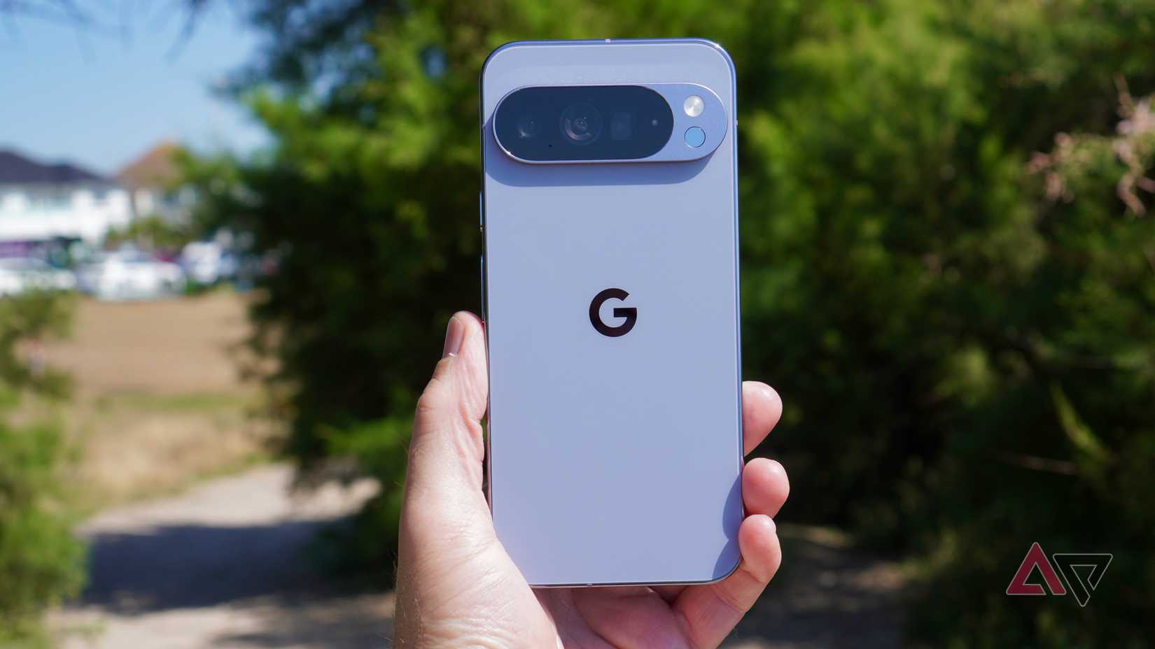 Google’s new Pixel 10 alternative telephones for the US are coming with bodily SIM card slots