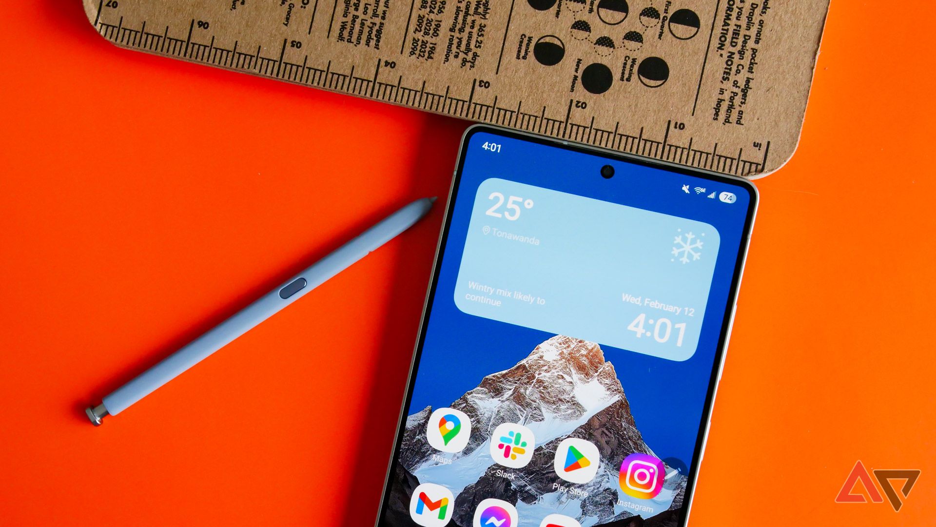 One UI 8.5 might allow you to browse social media with out worrying about information limits